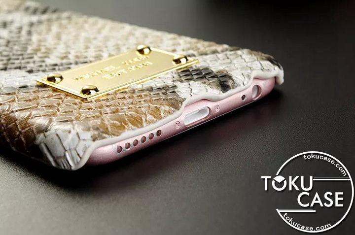 MK iphone12 カバー ジャケット型 蛇紋