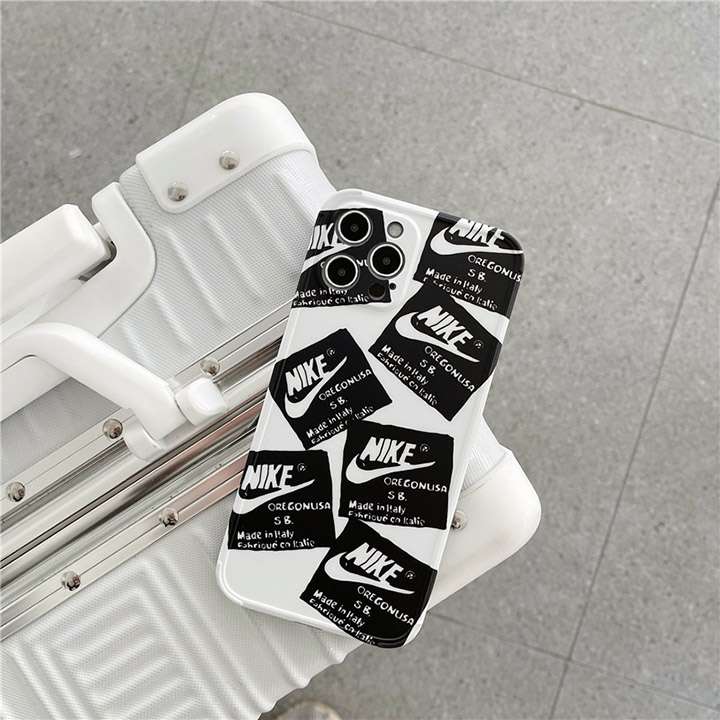 アイホン11 白黒 Nike 携帯ケース