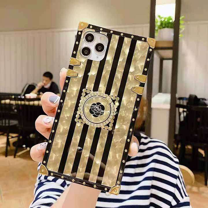 Chanelケースアイフォーン7ブラケット付き